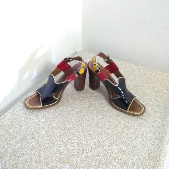 Prada Patent Leather Sandals - Picture 4 of 6